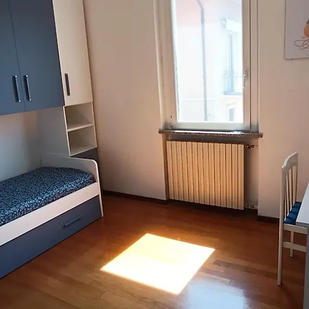Casa Fiori E 公寓 *